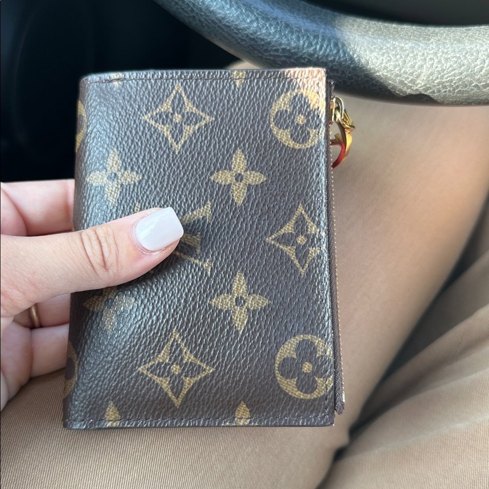 Louis Vuitton Brown Monogram Lisa Wallet
